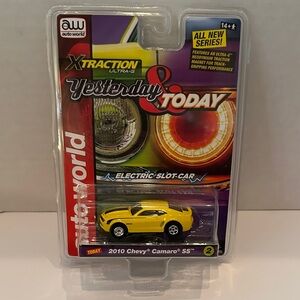 Auto World 2010 Chevy Camaro SS - Yellow - Slot Car - Yesterday & Today - SC384